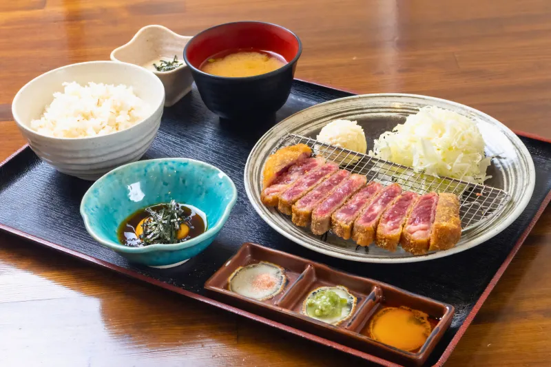 牛かつ定食